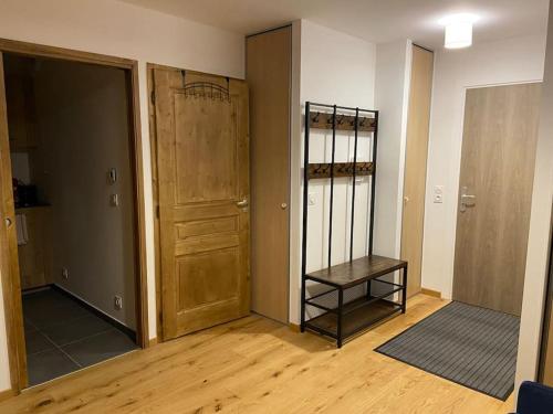 Residence Les 3 Sophie - Ski-In Studio Apartment in Les Prodains
