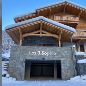 Appartement Residence Les 3 Sophie - Ski-In Studio Apartment in Les Prodains 2460 Route des Ardoisières 74110 Morzine Rhône-Alpes