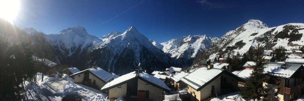 Résidence Les Ancolies Les Deux Alpes, 37 Rue de la Forêt, Vénosc, France, 38860 Les Deux Alpes