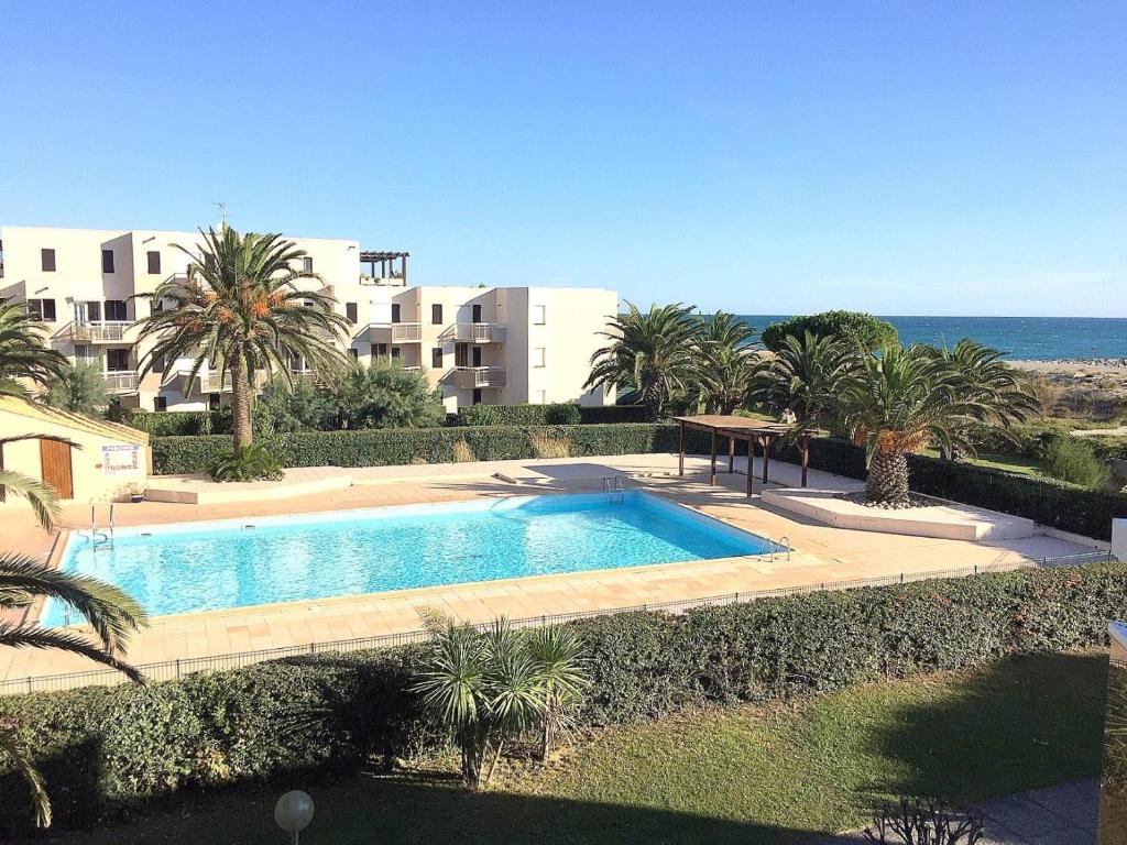 Appartement Résidence Les Capitelles à Saint Cyprien avec accès direct plage- Balcon donnant Splendide vue Mer et Piscine résidence les Capitelles , appartement 103 Impasse Donizetti 66750 Saint-Cyprien