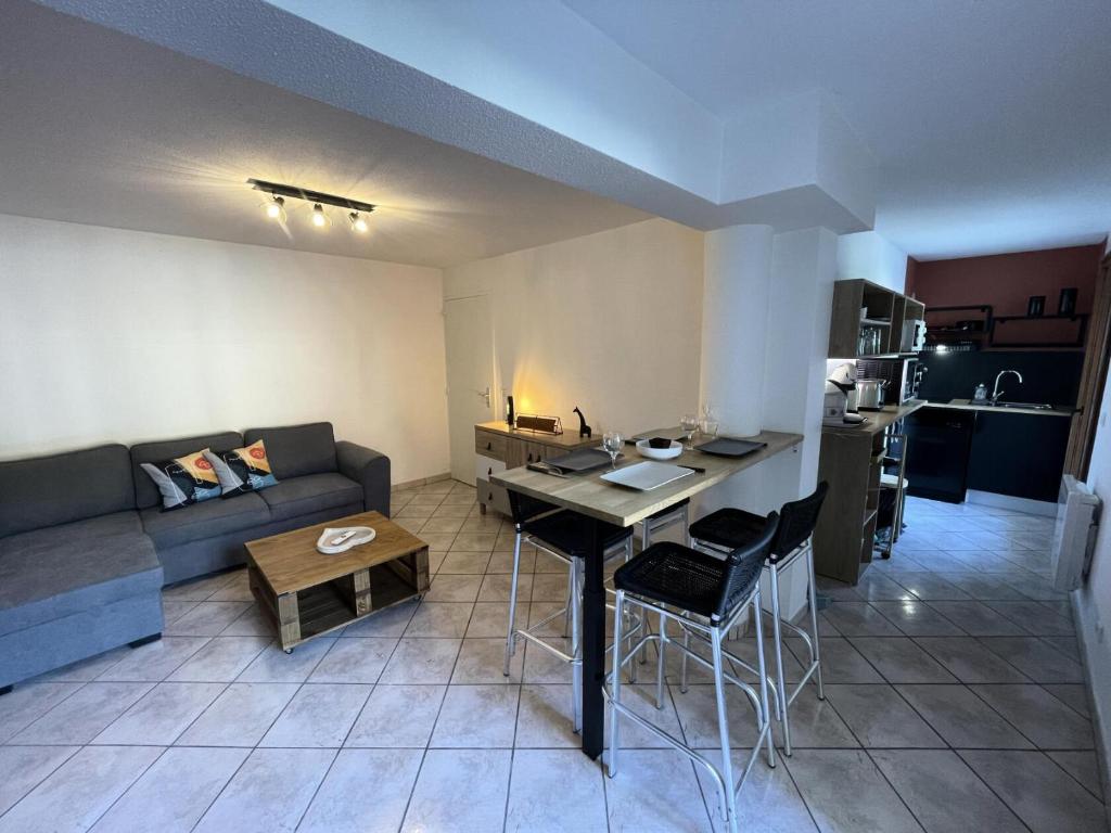 Résidence Les Jardins du Lac - 2 Pièces pour 4 Personnes 554 515 Boulevard Wilson, 73100 Aix-les-Bains