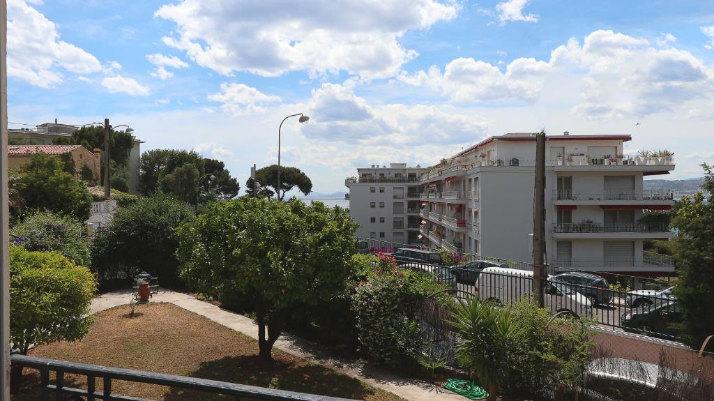 Residence les Lauriers 16 Avenue Saint-Aignan, 06200 Nice