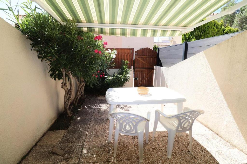 Résidence Les Maisons De La Plage - 2 Pièces pour 4 Personnes 374 Avenue Jean-jaurès, Les Maisons de la Plage 1 n°158 Pk n°158, 30240 Le Grau-du-Roi