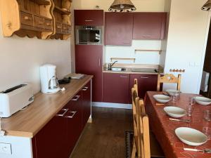 Appartement Résidence Les Melezes - 3 Pièces pour 6 Personnes 34 Résidence Les Mélèzes, PLAN-PEISEY 73210 Peisey-Nancroix Rhône-Alpes