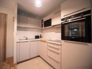 Résidence LUMI BATIMENT A - Appartement LUMI A pour 4 Personnes 574