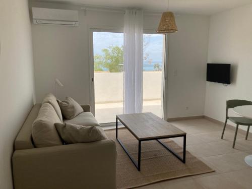 Residence Marina di Bravone - appartement 2 personnes Vue Mer 1er etage N113