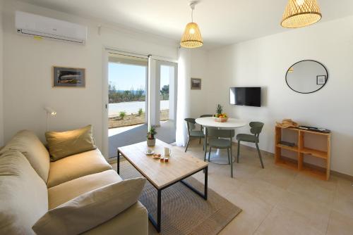 Résidence Marina di Bravone - appartement 4 personnes Vue Mer 1er étage N193