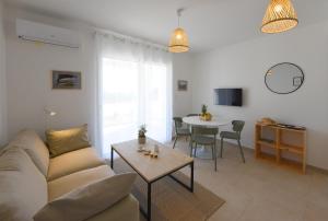 Residence Marina di Bravone - appartement 4 personnes Vue Mer 1er etage N42
