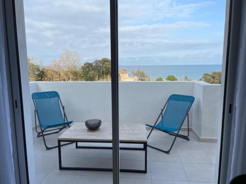 Residence Marina di Bravone - appartement 4 personnes Vue Mer 2ème etage N203