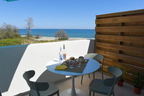 Residence Marina di Bravone - appartement 4 personnes Vue Mer RDC N33