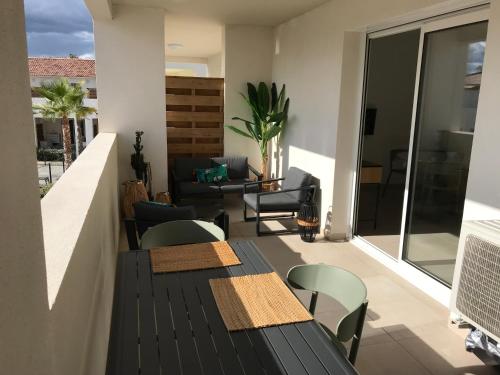 Résidence Marina di Bravone - appartement 6 personnes 5 adultes max 1er étage N149