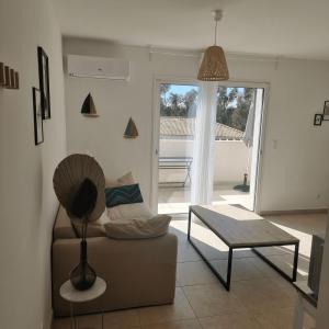Residence Marina di Bravone - appartement 6 personnes (5 adultes max.) 2ème etage N159