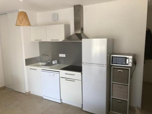 Residence Marina di Bravone - appartement 6 personnes (5 adultes max.) RDC N141