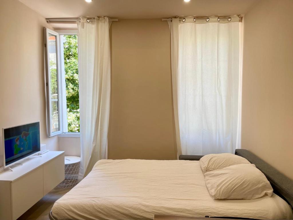 Residence Marina di Bravone - appartement 6 personnes (5 adultes max.) Vue Mer 1er etage N14
