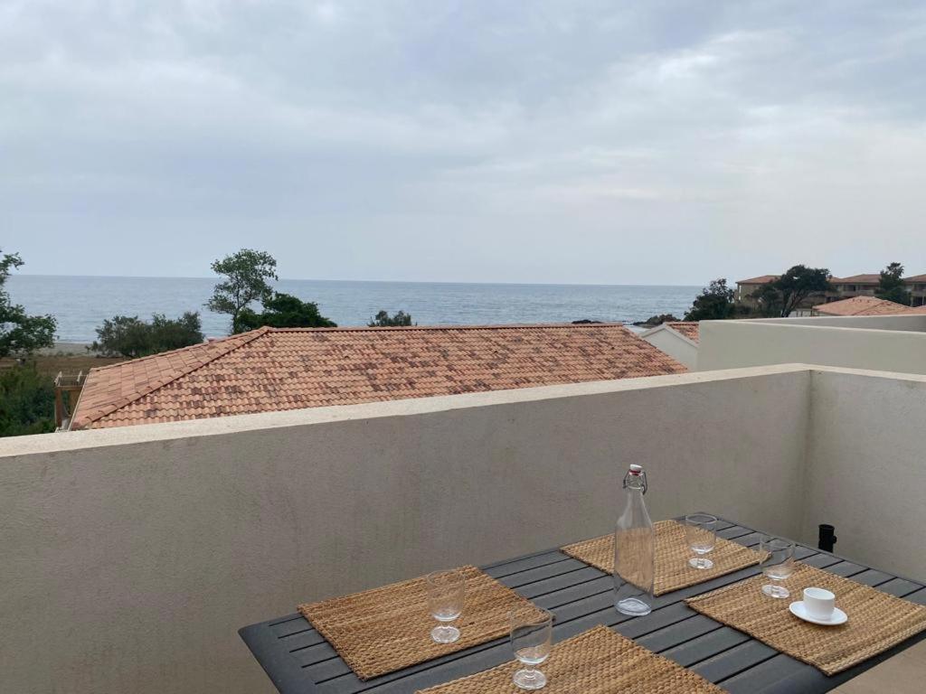 Résidence Marina di Bravone - appartement 6 personnes 5 adultes max Vue Mer 1er étage N65 Residence Marina di Bravone, Plage de Bravone, Bat D1 Lot 65, 20230 Linguizzetta