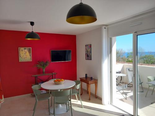 Residence Marina di Bravone - appartement 6 personnes (5 adultes max.) Vue Mer 2ème etage N162