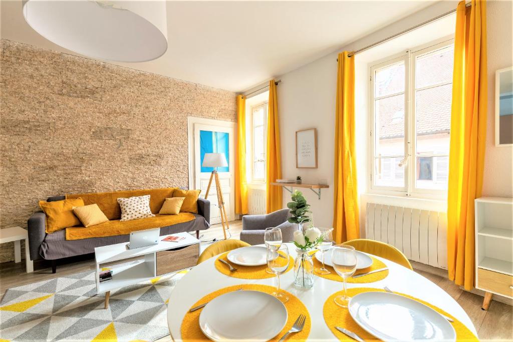 Residence Marina di Bravone - appartement 6 personnes (5 adultes max.) Vue Mer 2ème etage N164
