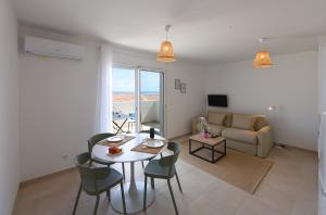 Residence Marina di Bravone - appartement 6 personnes (5 adultes max.) Vue Mer 2ème etage N164