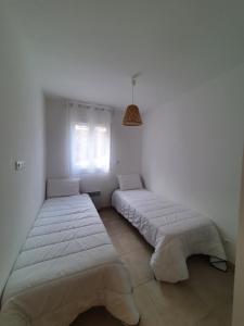 Residence Marina di Bravone - appartement 6 personnes (5 adultes max.) Vue Mer RDC N25