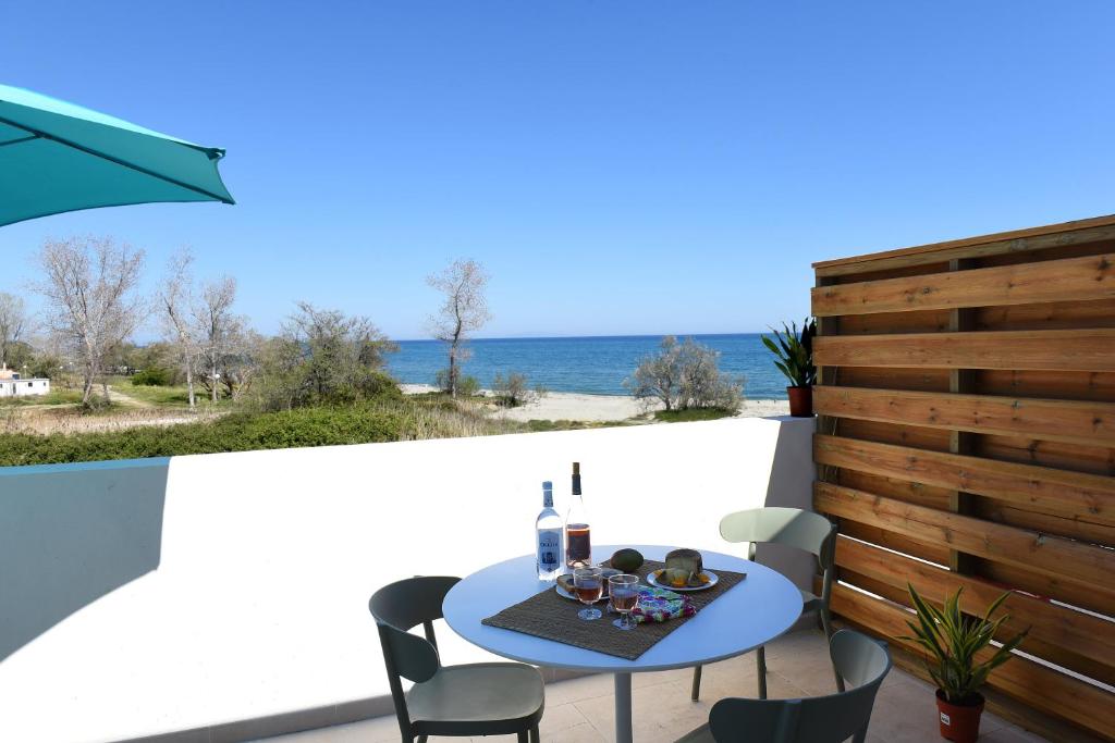 Résidence Marina di Bravone - appartement 6 personnes 5 adultes max Vue Mer RDC N36 Residence Marina di Bravone, Plage de Bravone, Bat B4 Lot 36, 20230 Linguizzetta