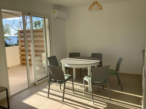 Résidence Marina di Bravone - appartement 6 personnes Vue Mer 1er étage N93-94