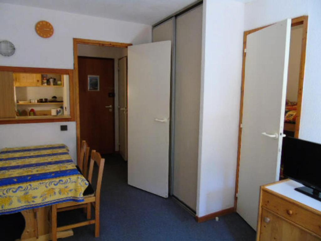 Appartement Résidence Melezets - Studio pour 4 Personnes 154 390 Rue des Bettets - Station VALFREJUS 73500 Modane