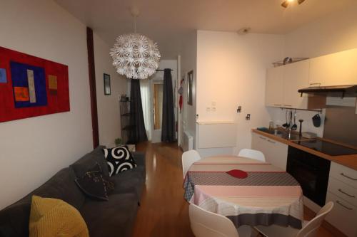 RESIDENCE MERCADAL