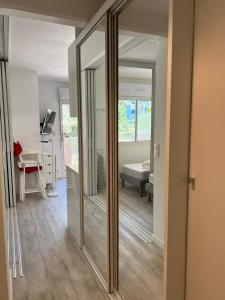 Residence Near The Beach 31 M With BalconyPool