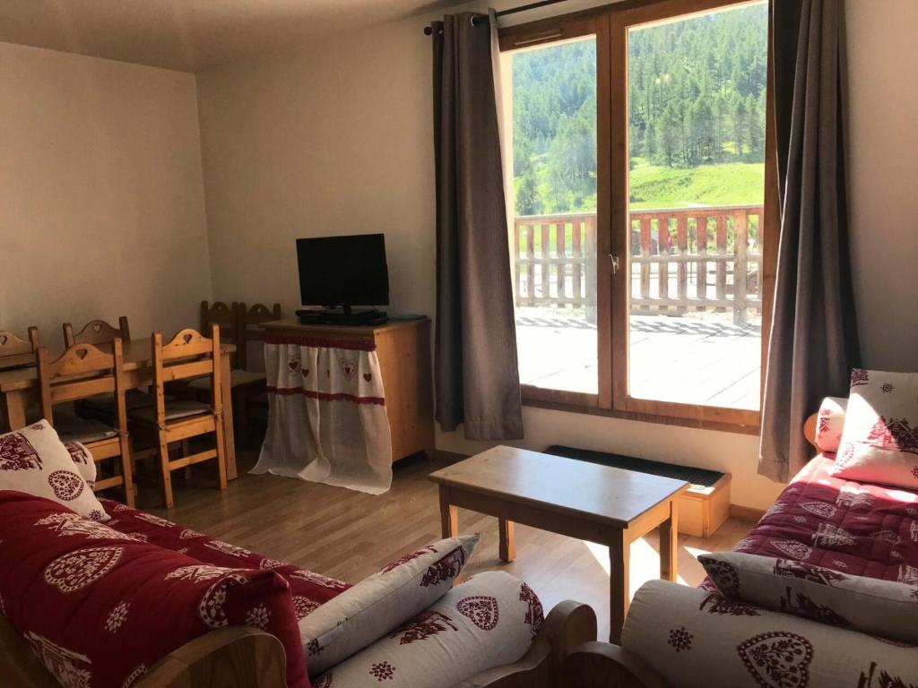 Appartement Résidence Neige Et Golf - 2 Pièces pour 6 Personnes 344 333 Route d'Italie 05100 Montgenèvre