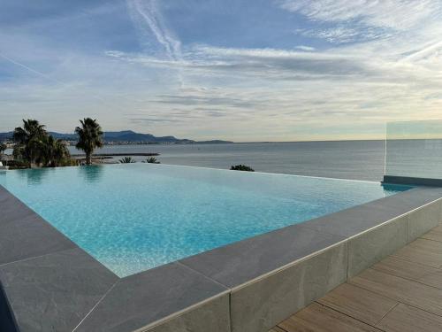 Résidence Pearl Beach - Seaside Rooftop Pool