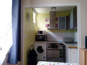 Appartement Résidence Porqueroles 37 Boulevard Paul Chalvet 61140 Bagnoles-de-l\'Orne Normandie