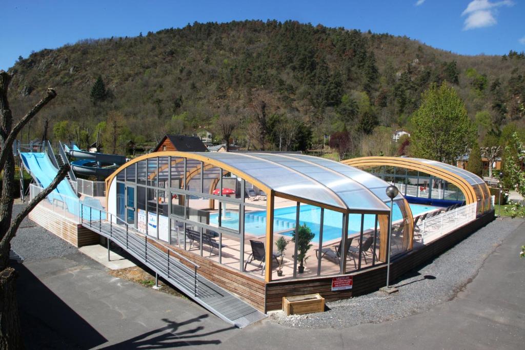 Résidence Poste & Golf, appartement pour 4 personnes au cœur de Luchon 31110 Luchon