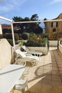 Residence Santa Regina Grand Studio avec salon, zone nuit, loggia, terrasse