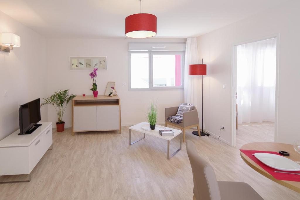 Appartement Résidence Services Séniors Les Jardins d'Arcadie Avignon 16 Boulevard Saint-Roch 84000 Avignon