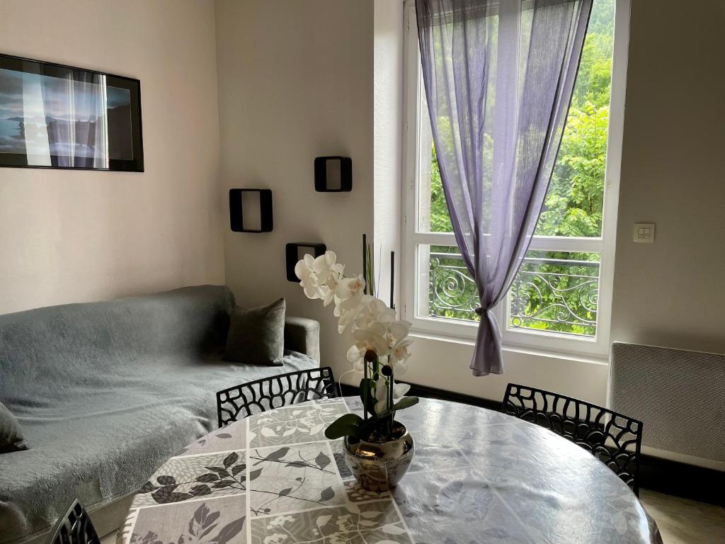 Residence Soleil des Thermes 2 N2 1 ETAGE 47 RUE MEYNADIER, 63240 Le Mont-Dore