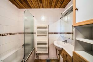 Residence - Studio 184