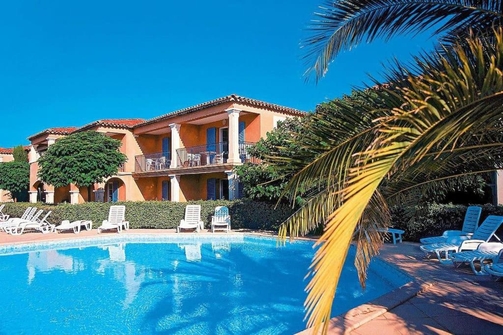 Résidence U MELU Grand T2 BLEU en rez de jardin