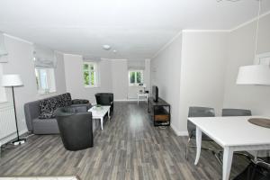 Appartement Residenz Strandeck FeWo 5 , inklusive Sauna und Schwimmbadnutzung im AHOI Sellin Strandstraße 12 18586 Göhren Mecklembourg-Poméranie