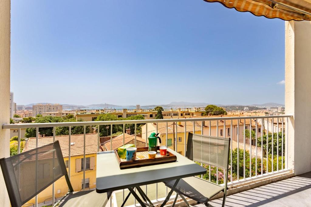 Restful 1 bedroom with AC and sea view terrace - Dodo et Tartine 525 Boulevard du Faron, 83000 Toulon