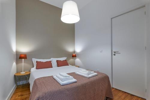 Retiro da Graça: Stylish sunny apt with a balcony