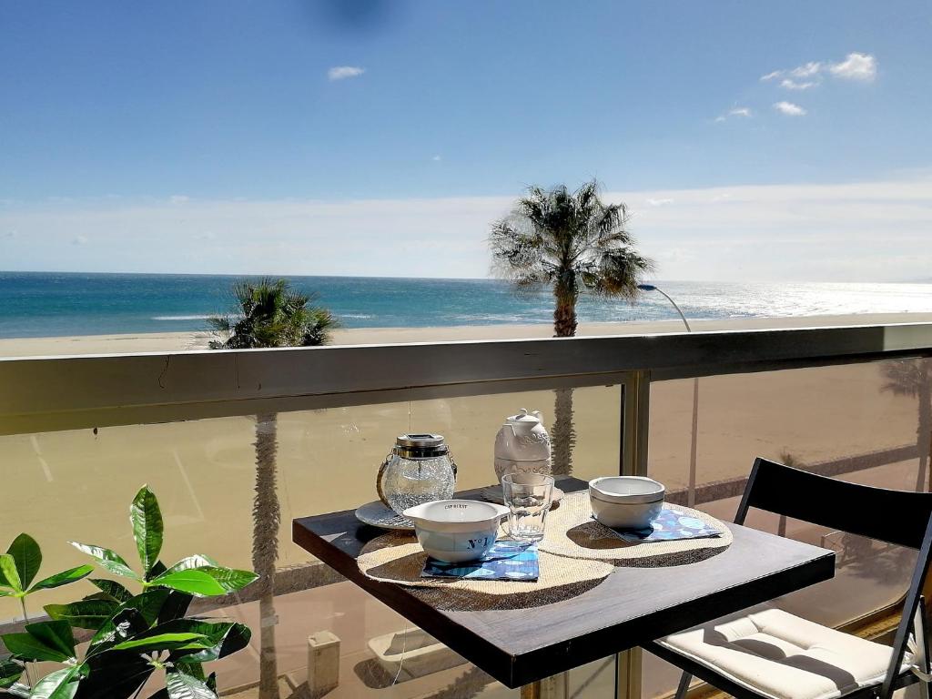 Appartement Rêve de plage - Comfortable appt pour 2 93 avenue de la côte vermeille 66140 Canet-en-Roussillon