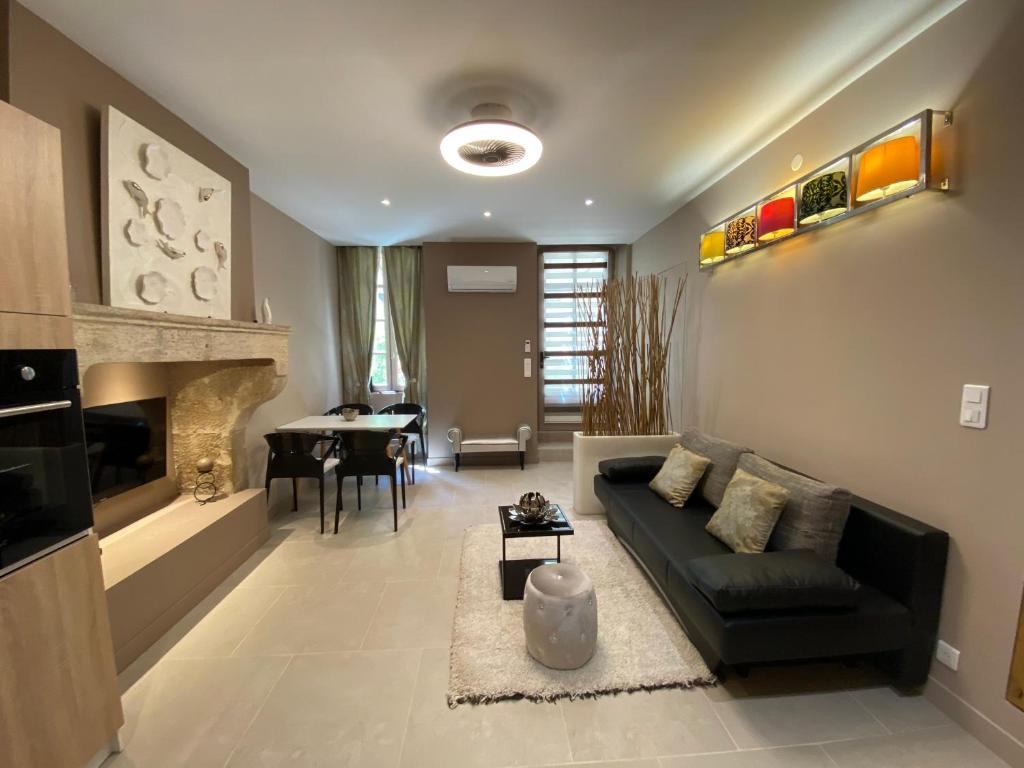 Réveil en Provence Rez-de-chaussée 26 Boulevard Mirabeau, 13210 Saint-Rémy-de-Provence