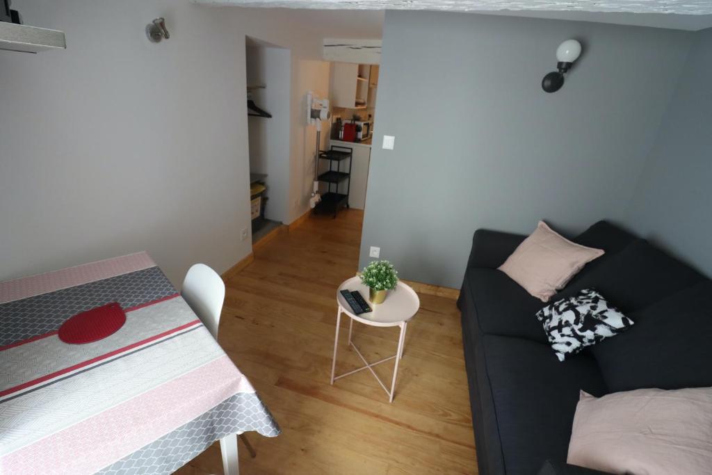 Appartement REVERIE 08 RUE MARCAILLOU 09110 Ax-les-Thermes