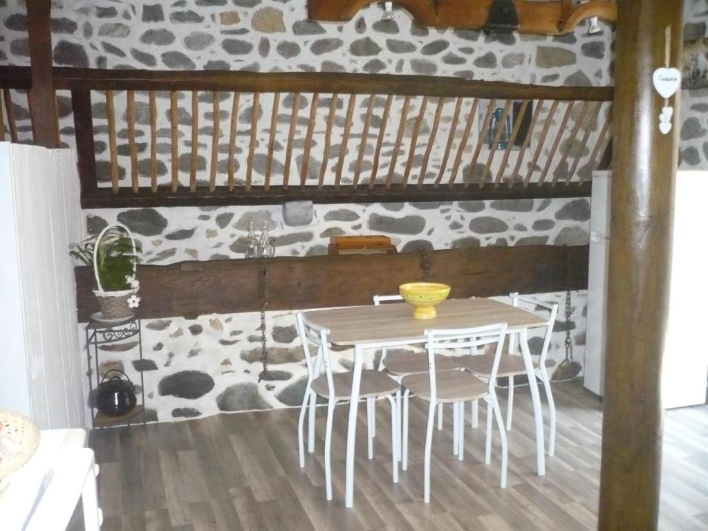 rez de jardin avec terrasse entre mer et verdure 14510 Houlgate