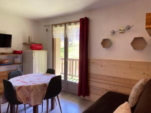 Appartement Appartement rez de jardin expo sud Les sittelles 180 Route des Contamines Saint-Gervais-les-Bains