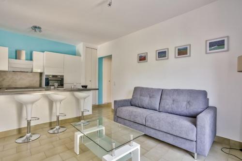 Rez de villa T2 au calme avec jardin