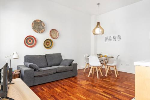 RG Downtown Duplex