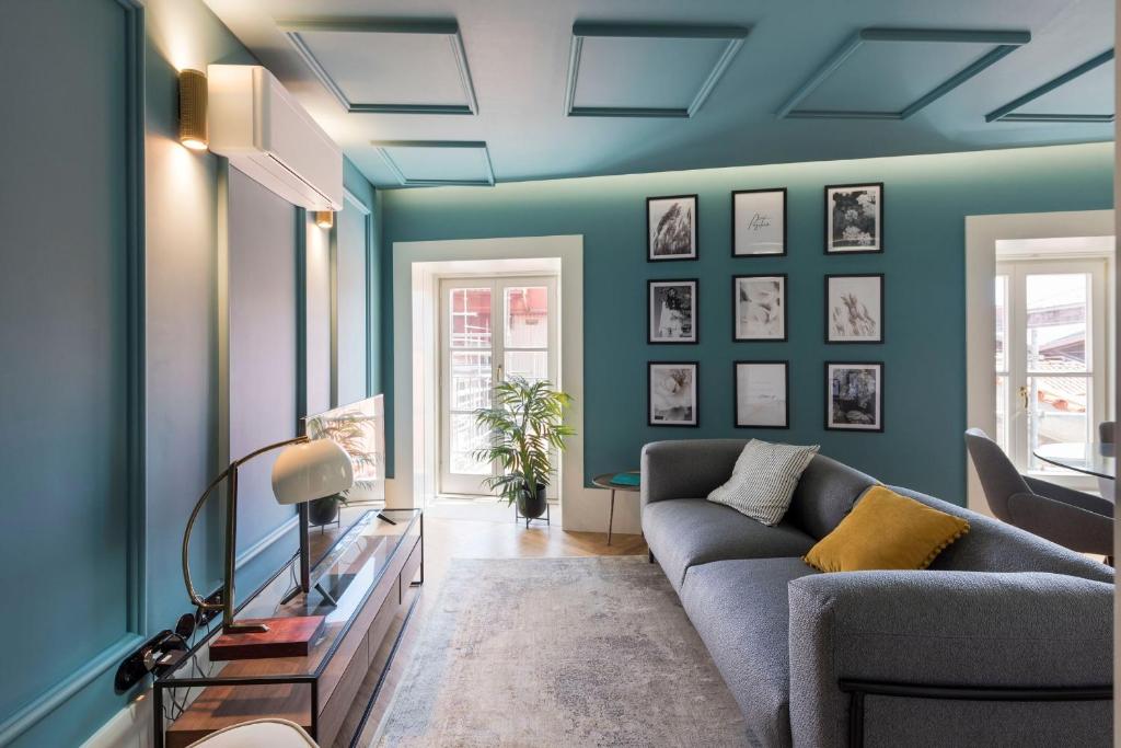 Ribeira Old Town Charming Flat w/ AC by LovelyStay 45 Rua do Infante Dom Henrique 1ºE, 4050-553 Porto