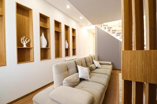 Ribeira Riverhouse - City Centre Duplex with Terrace