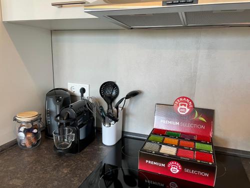 River Main I Taunus View I Workplace I Kitchen